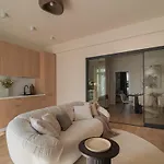 The Urban Forest Retreat Serene 3bd Sanctuary * ブカレスト