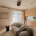The Urban Forest Retreat Serene 3bd Sanctuary ブカレスト