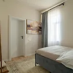 The Urban Forest Retreat Serene 3bd Sanctuary *