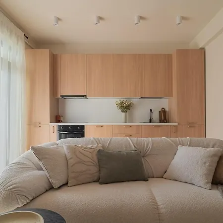 The Urban Forest Retreat Serene 3bd Sanctuary Appartement Boekarest