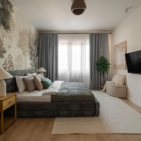 The Urban Forest Retreat Serene 3bd Sanctuary Appartamento Bucarest