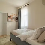 Lägenhet The Urban Forest Retreat Serene 3bd Sanctuary