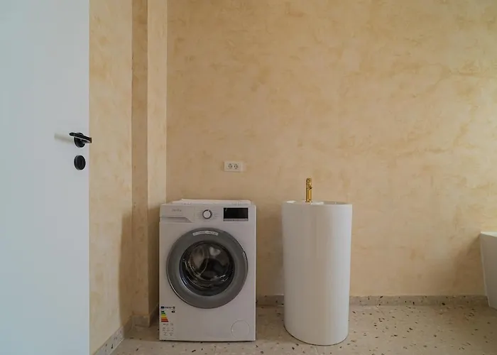 公寓 The Urban Forest Retreat Serene 3bd Sanctuary 布加勒斯特