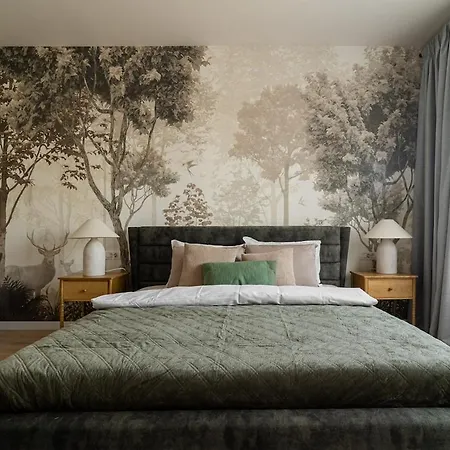 The Urban Forest Retreat Serene 3bd Sanctuary Apartment